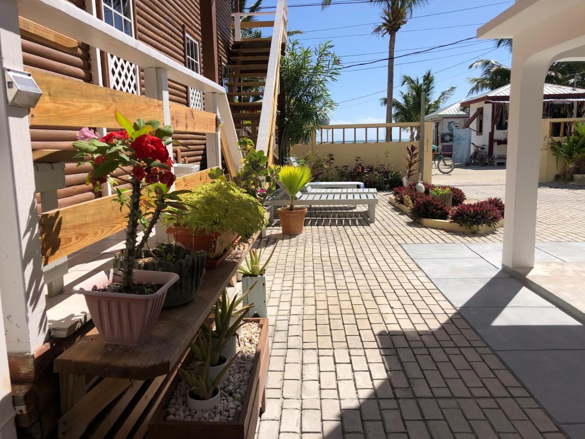 Blue Wave Guest House Caye Caulker Εξωτερικό φωτογραφία