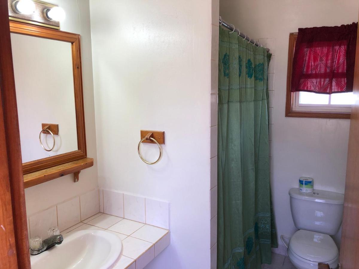 Blue Wave Guest House Caye Caulker Εξωτερικό φωτογραφία