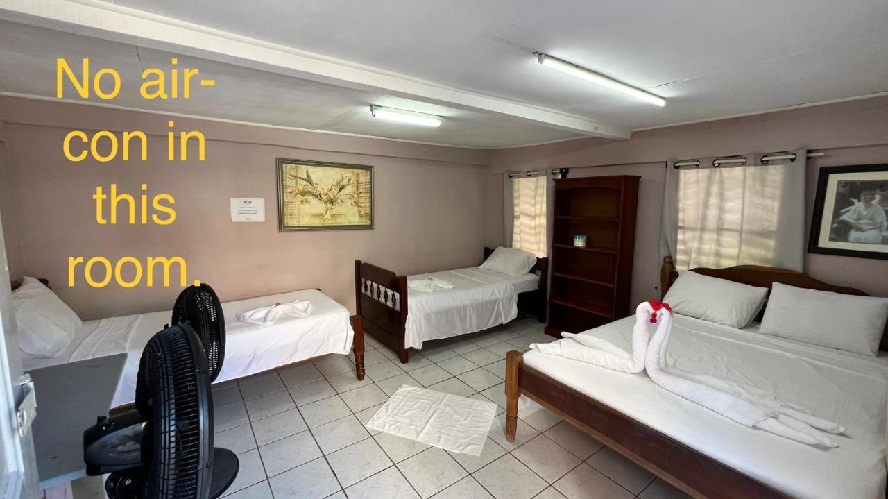 Blue Wave Guest House Caye Caulker Εξωτερικό φωτογραφία