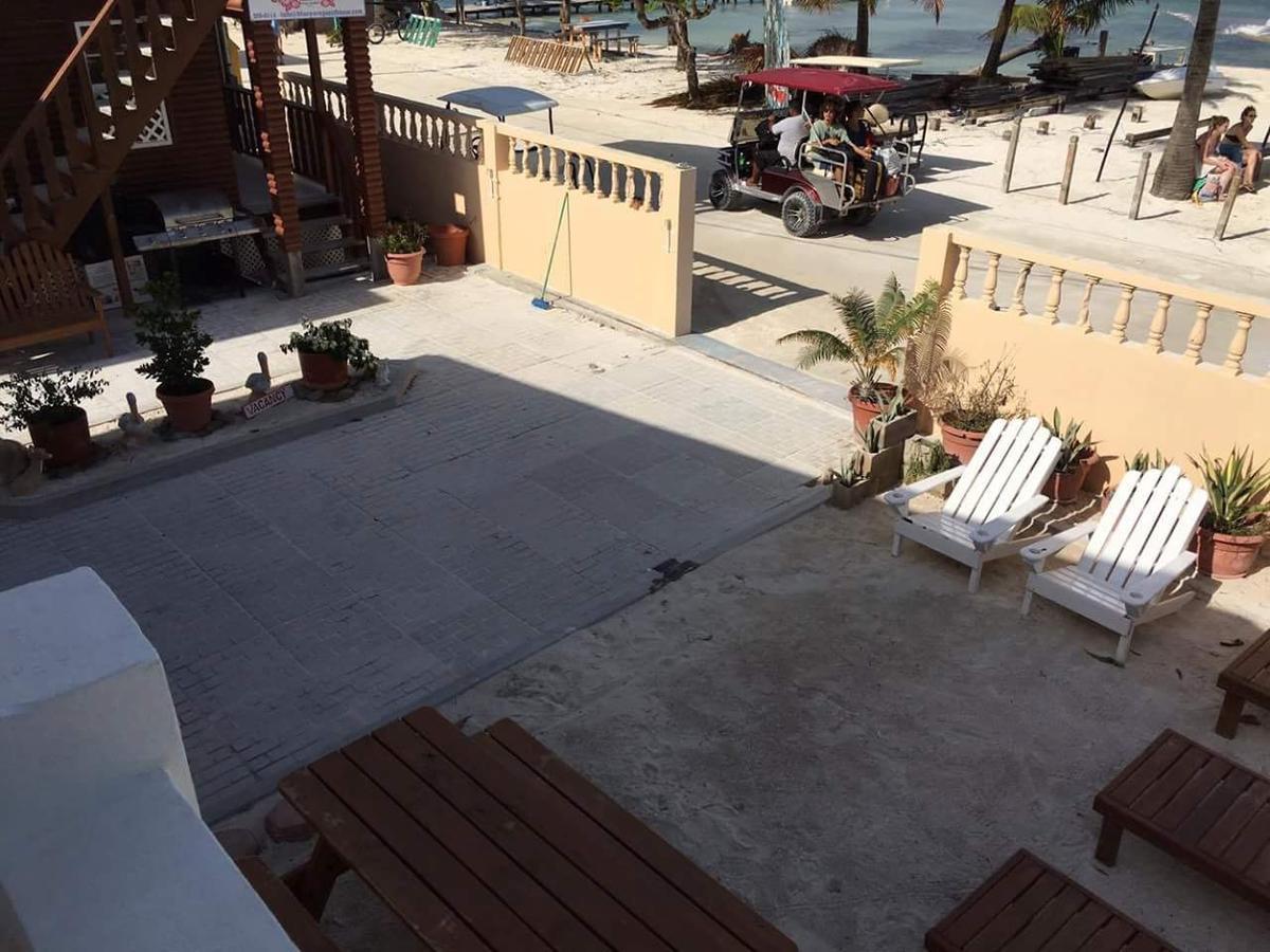 Blue Wave Guest House Caye Caulker Εξωτερικό φωτογραφία