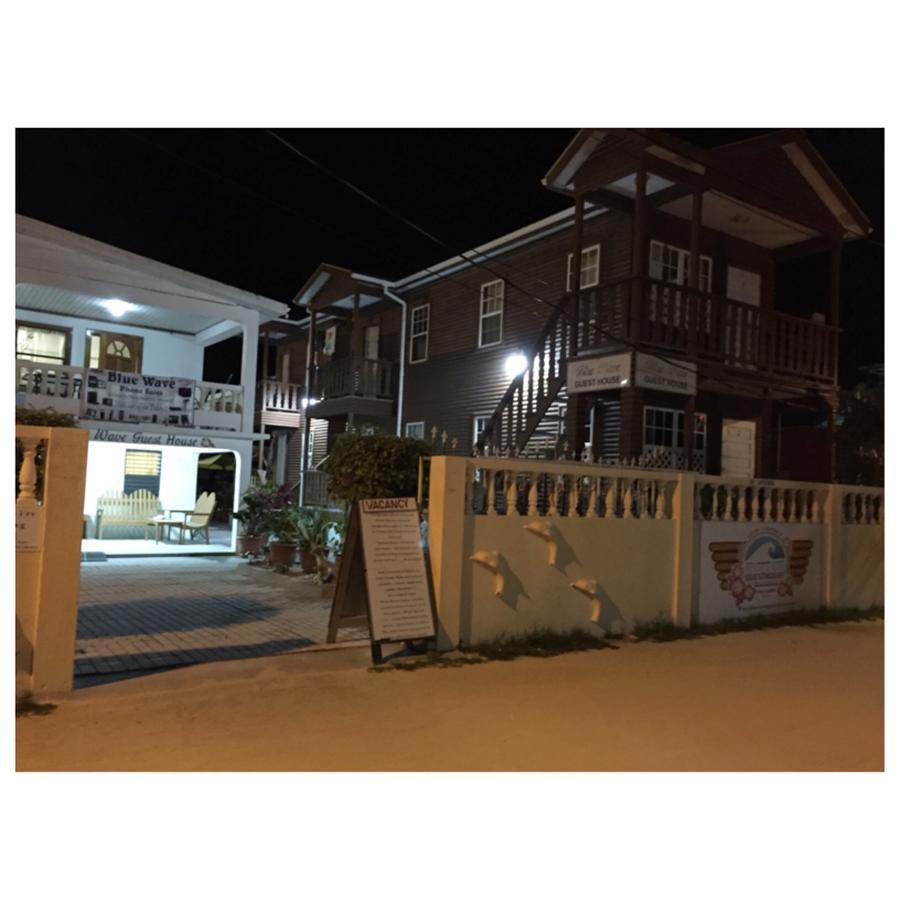 Blue Wave Guest House Caye Caulker Εξωτερικό φωτογραφία