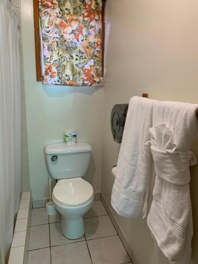 Blue Wave Guest House Caye Caulker Εξωτερικό φωτογραφία